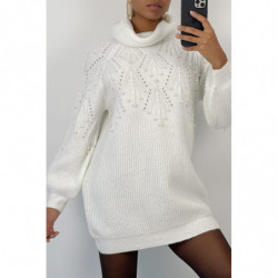 Robe pull blanche ample col...