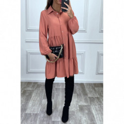 Robe chemise corail à volant et boutons