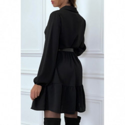 Robe chemise noire à volant et boutons