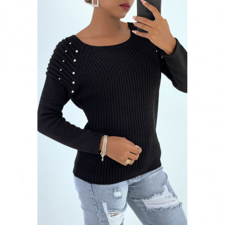 Pull noir épaules bombé style motard avec perles