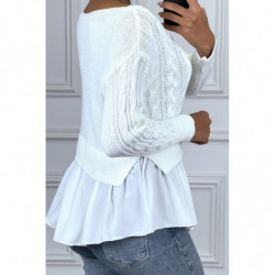 Pull blanc avec volant