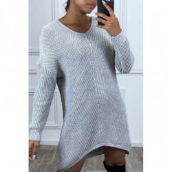 Robe pull gris tombant avec jolie forme et fil argenté