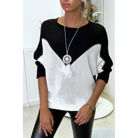 Pull noir blanc et doré coupe chauve souris sans le collier