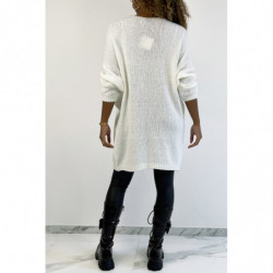 Robe pull blanc oversize en laine. Pull femme fashion et bien chaud