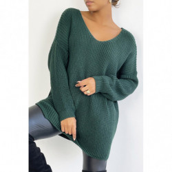 Gros pull col V en vert tombant et épais