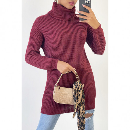 Robe pull bordeaux col roulé très tendance