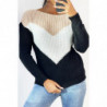 Pull tombant avec bande tri color et rose au buste