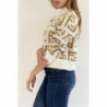 Pull blanc court doux col montant et à motif F miroir en camel hyper tendance coupure droite