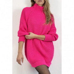 Robe pull fuchsia effet maille coupe droite manche bouffante et col montant