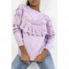 Pull lilas tombant avec volant en dentelle et broderie