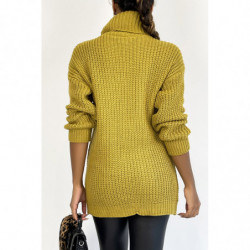 Pull long jaune moutarde gros col roulé effet maille avec détail tresse style bohème chic