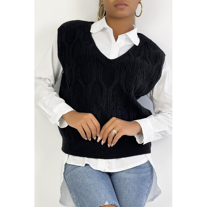 Pull noir sans manche en col V avec joli motif tressé