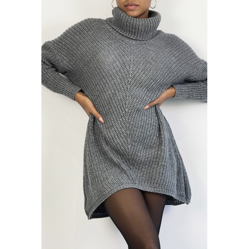 Pull col roulé long, épais et asymétrique gris foncé pailleté