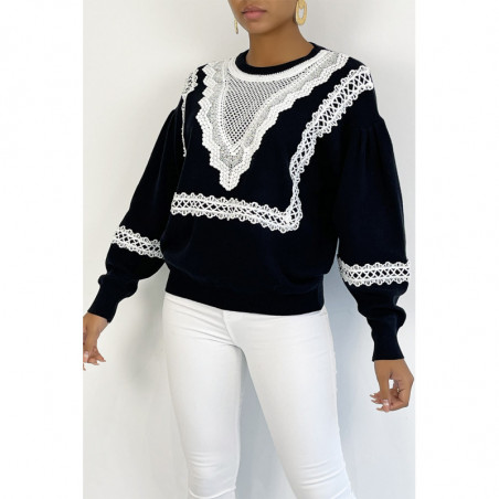 Pull noir over size manche bouffante avec motif en dentelle