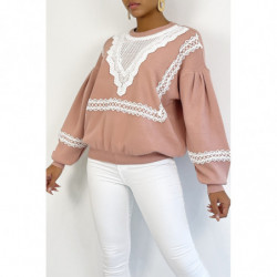 Pull rose over size manche bouffante avec motif en dentelle