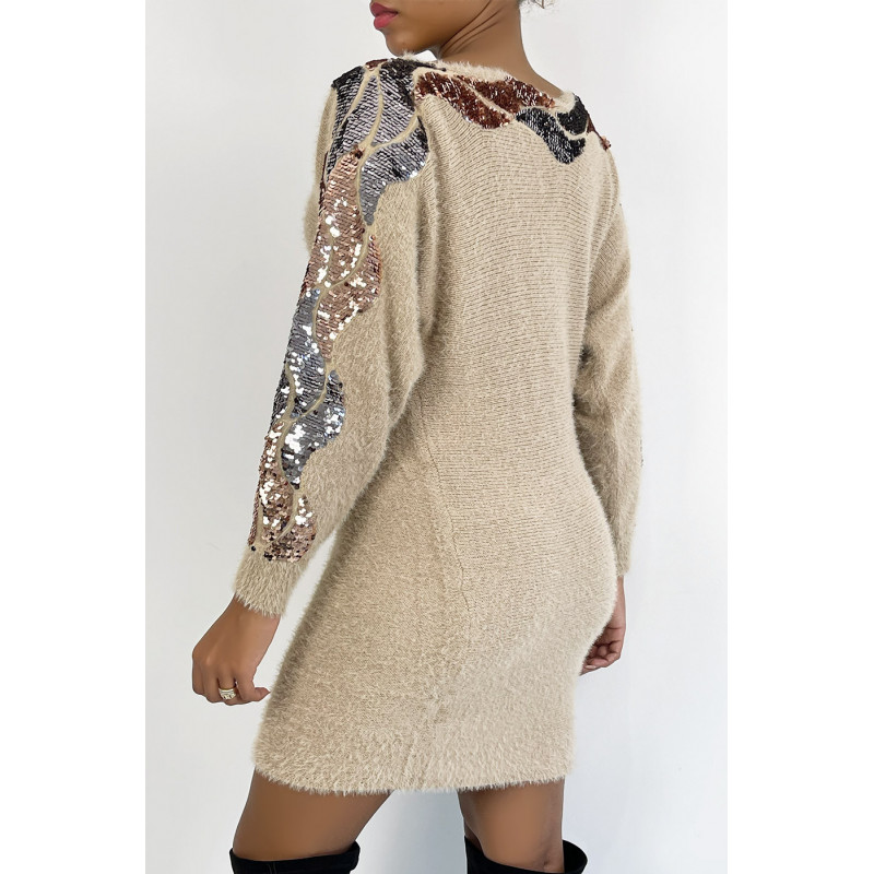 Robe pull camel duveteux et doux avec motif strass