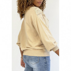 Pull beige pour femme en col V avec motif en dentelle