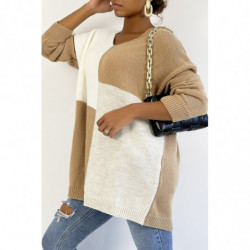 Pull col V oversize à motif asymétrique camel