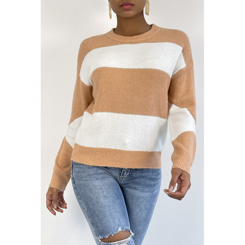 Pull tombant et duveteux rose et blanc avec col rond