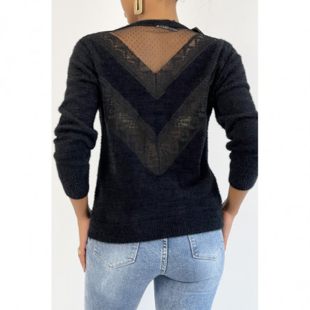 Pull duveteux noir avec motif en dentelle brodé dans le dos