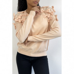 Pull basique rose à noeuds papillons sur les épaules