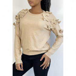 Pull basique beige à noeuds papillons sur les épaules