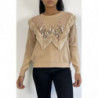 Pull beige à col rond et motif en fausse fourrure et strass