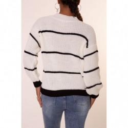 Pull blanc à rayures et en grosse maille