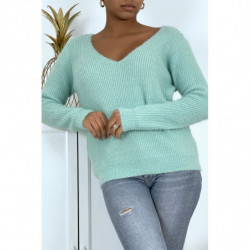 Pull duveteux col V vert d'eau style cocooning