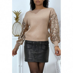 Pull col large beige à manches à sequins