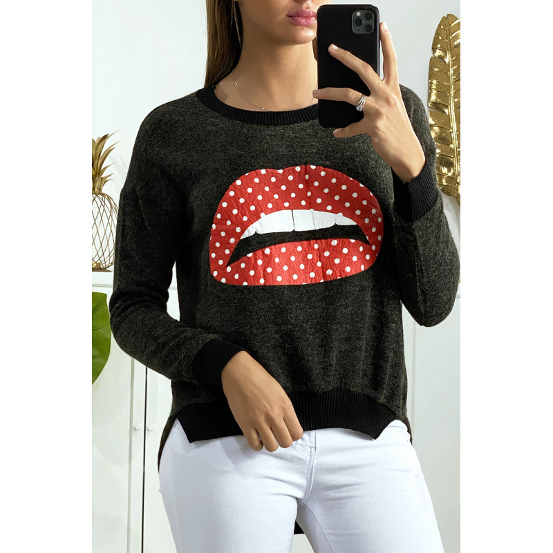 Pull noir long derrière et court devant avec motif