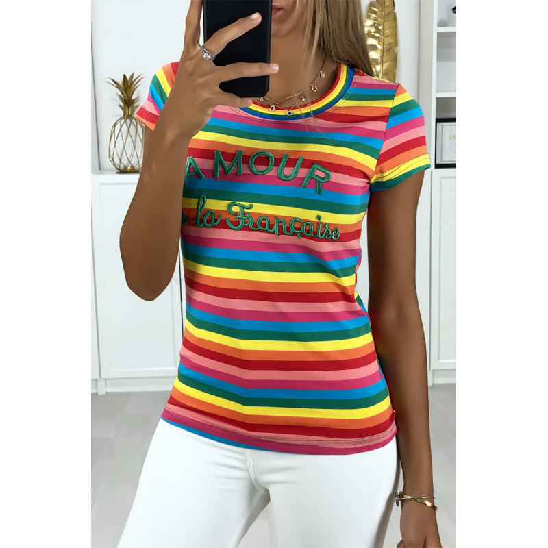 Tee-shirt multicolore avec écriture brodé AMOUR à la française