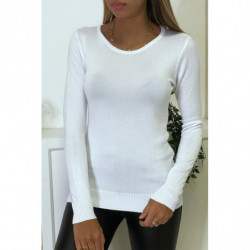 Pull blanc col rond en maille tricot très extensible et très doux
