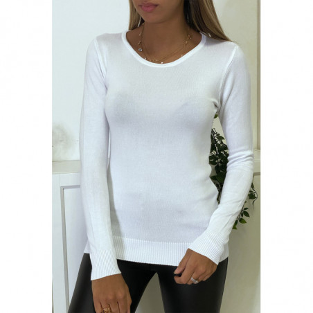 Pull blanc col rond en maille tricot très extensible et très doux