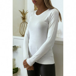 Pull blanc col rond en maille tricot très extensible et très doux