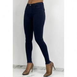 Jeans slim bleu marine à détails déchiré en bas