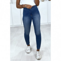 Jeans bleu délavé taille haute avec poches arrière