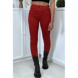 Jean slim rouge taille haute avec poches arrières