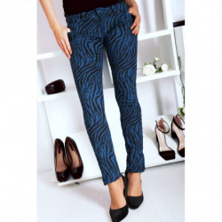 Pantalon Jeans bleu extensible avec poche et motif noir S1317D