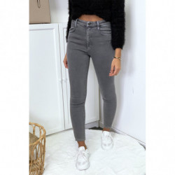 Jeans gris en taille haute très extensible avec poches