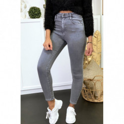 Jeans gris en taille haute...