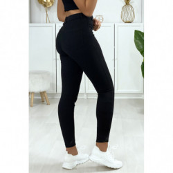 Jeans slim en noir avec poches à l'arrière