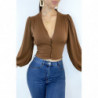 Blouse marron cintrée à la taille avec décolleté  et manches bouffantes