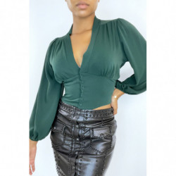 Blouse verte cintrée à la taille avec décolleté  et manches bouffantes