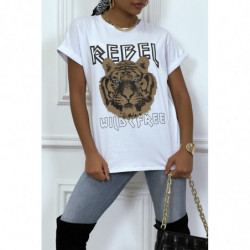 Tee-shirt blanc ample avec écriture REBEL et tête de lion