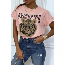 Tee-shirt rose ample avec écriture REBEL et tête de lion