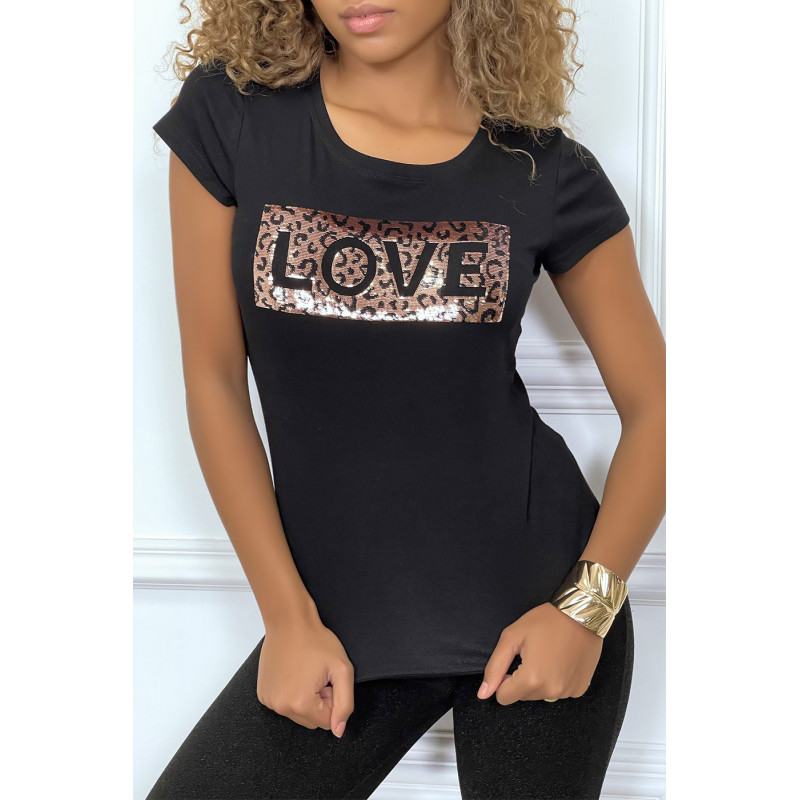 T-shirt noir avec écriture LOVE sur fond pailleté doré