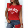 T-shirt rouge avec épaulettes et écriture CHICAGO devant