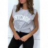 T-shirt gris avec épaulettes et écriture CHICAGO devant