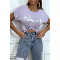 T-shirt lilas avec écriture "pincesse" et manches retroussées